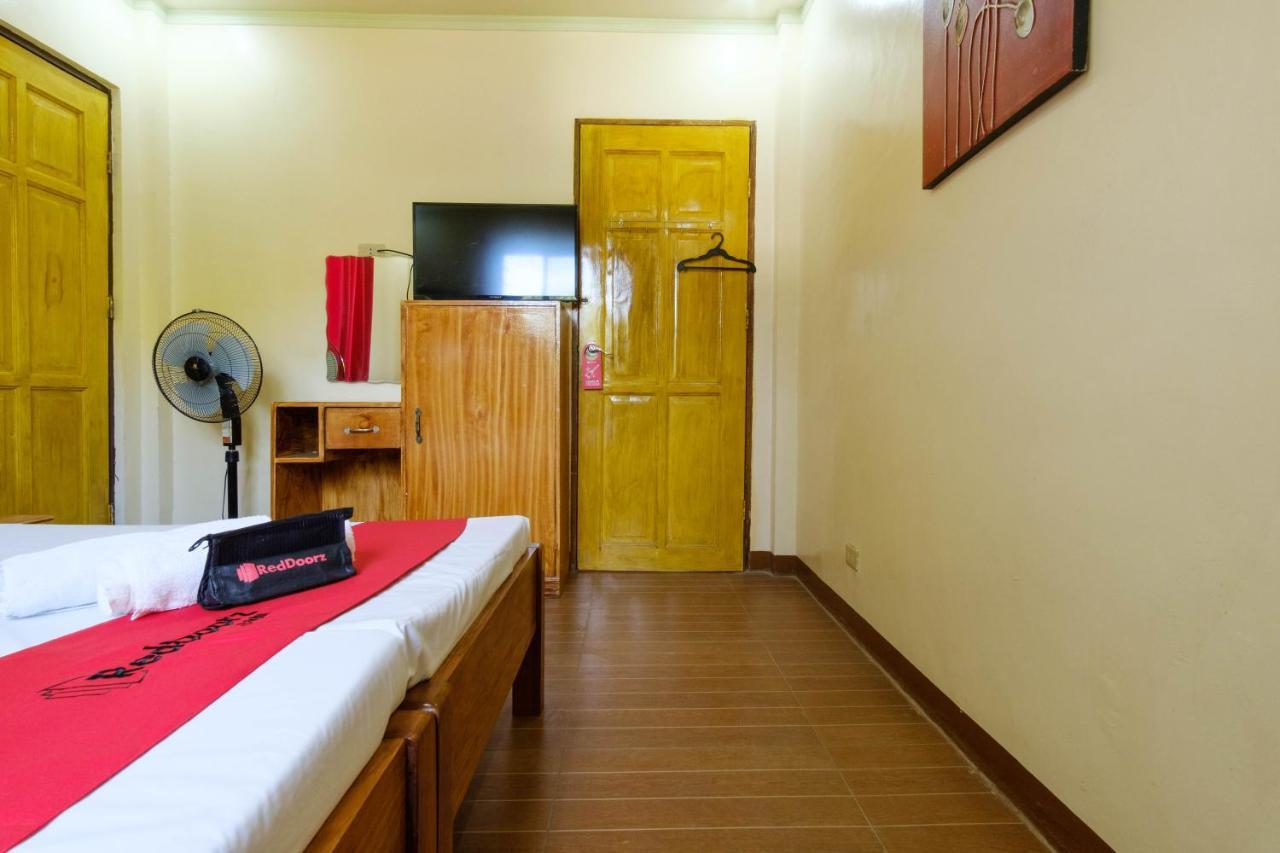 Reddoorz @ Poblacion 6 Coron Eksteriør bilde